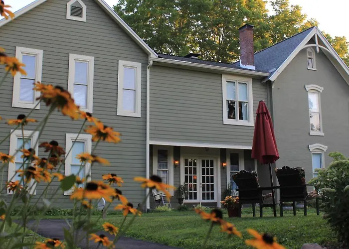 Hotel with Tennis: Prairie Guest House